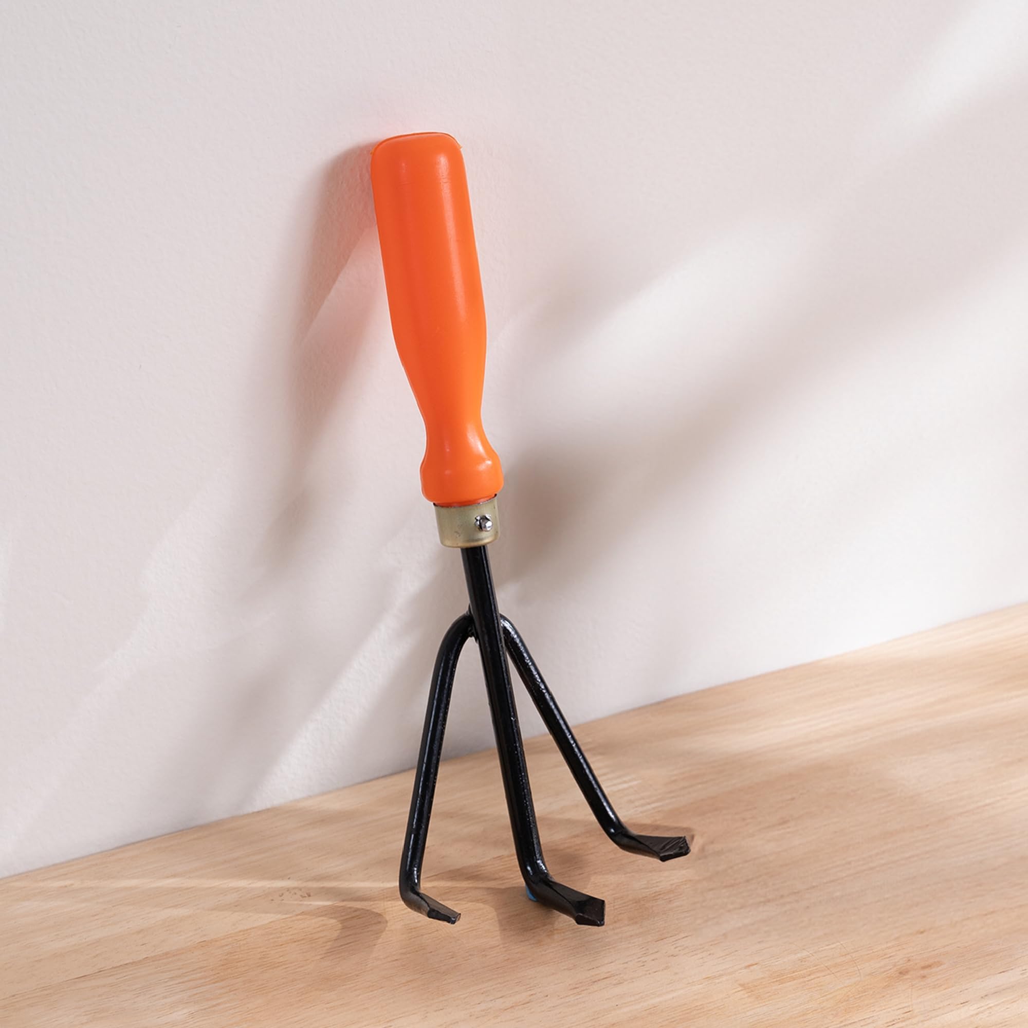 Ugaoo Gardening Tool Set 4 Pcs | Pruner Shears, Hand Cultivator, Trowel & Fork | Durable Carbon Steel Garden Hand Tools for Home, Balcony & Outdoor Gardening - Image 4