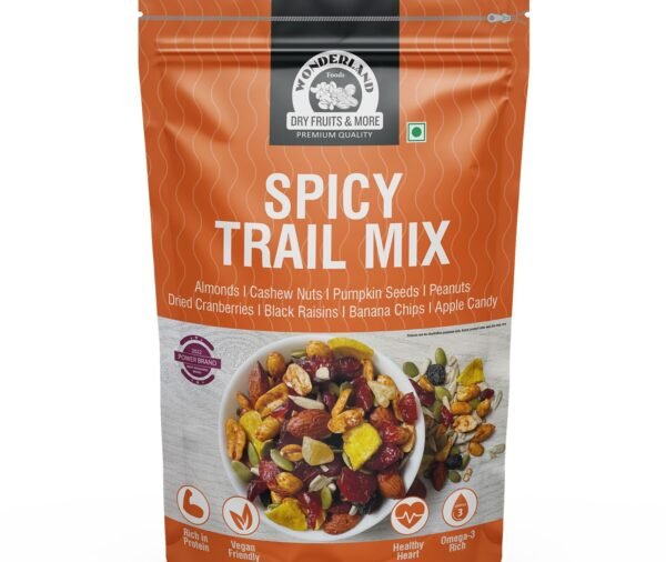 Wonderland Foods Spicy Trail Mix 200g | 6 in 1 Roasted Seasoning Flavoured Almond, Cashew, Banana Chips, Pumpkin Seeds, Cranberry and Black Raisins Party Pack
